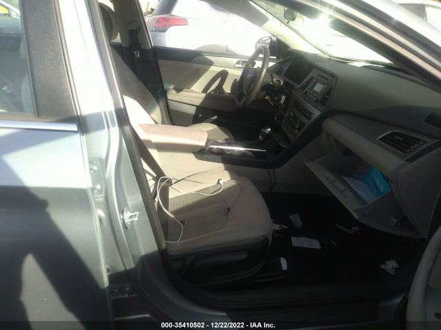 Hyundai Sonata 2.4l 2017 5NPE24AF5HH522972 Image 6
