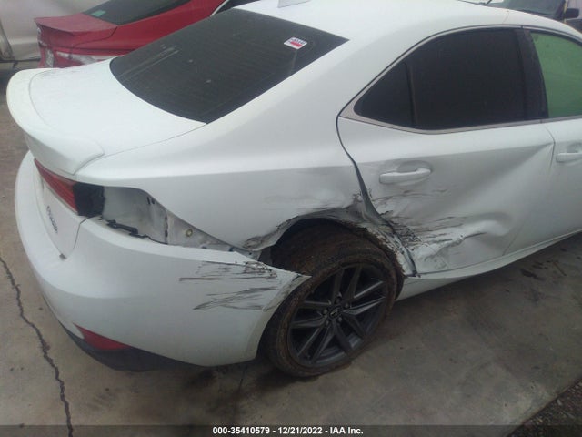 2017 Lexus IS, VIN: JTHBA1D22H5054405