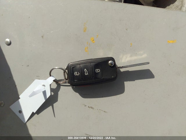 2017 Volkswagen Jetta, VIN: 3VWDB7AJ2HM302357