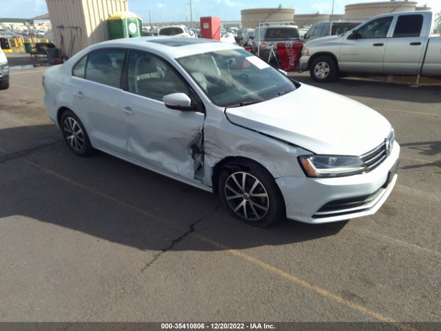 2017 Volkswagen Jetta, VIN: 3VWDB7AJ2HM302357