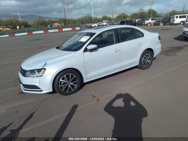 2017 Volkswagen Jetta, VIN: 3VWDB7AJ2HM302357