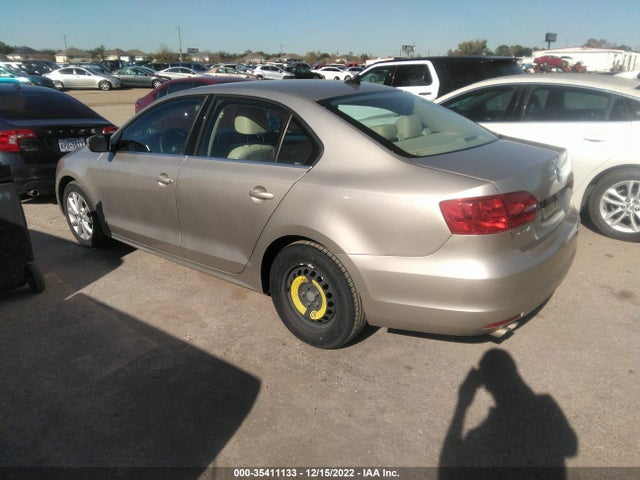 2013 VOLKSWAGEN JETTA SEDAN SE W/CONVENIENCE VIN: 3VWDX7AJ3DM232671