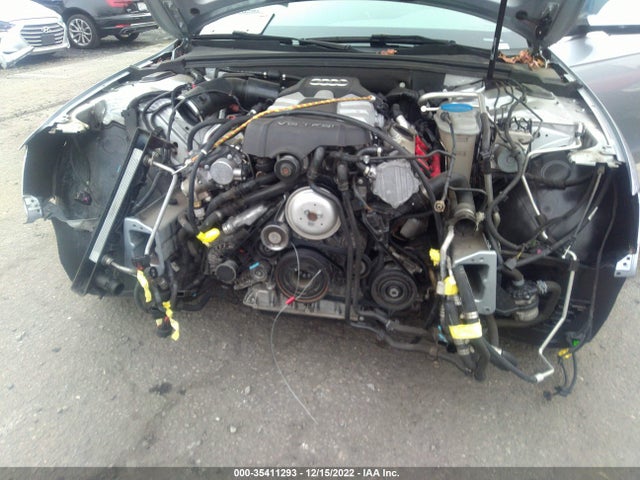 2016 Audi S4, VIN: WAUBGAFL1GA005804