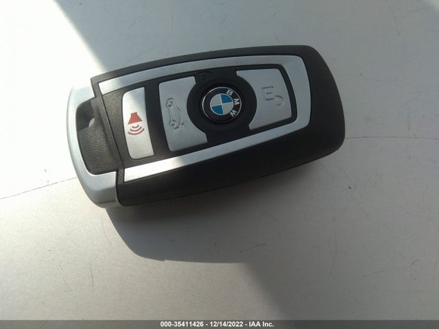 BMW 6 Series 650i 2016 WBA6D4C54GD977431 Image 11