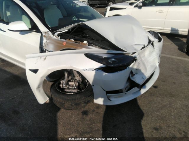 5YJ3E1EA6NF317733 Tesla MODEL 3