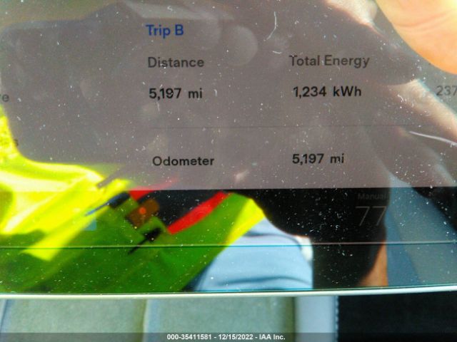 5YJ3E1EA6NF317733 Tesla MODEL 3