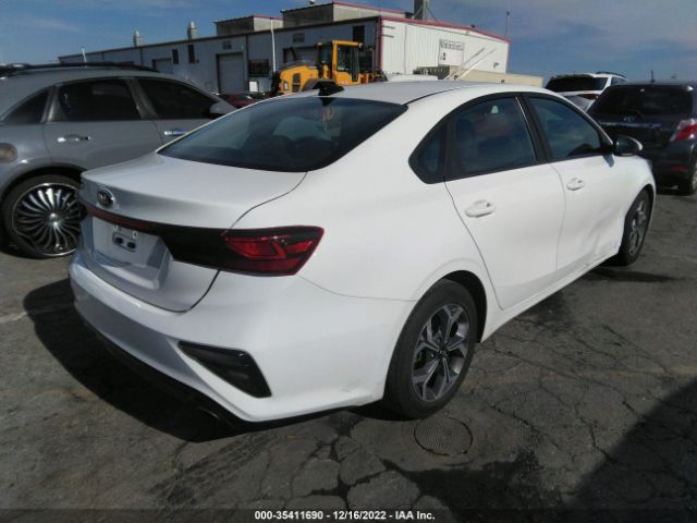 3KPF24AD9LE206670 KIA Forte Lxs