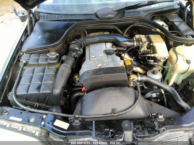 1995 MERCEDES-BENZ C 220 VIN: WDBHA22E0SF262975