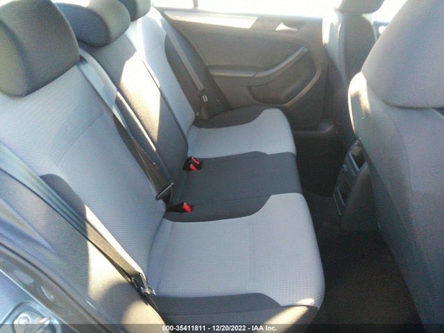 2018 Volkswagen Jetta, VIN: 3VW2B7AJ1JM212145