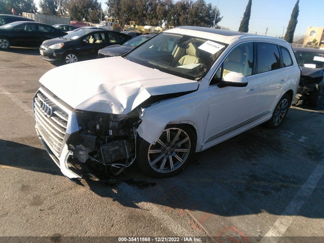 Audi Q7 Premium Plus 2018 WA1LAAF71JD039706 Image 2