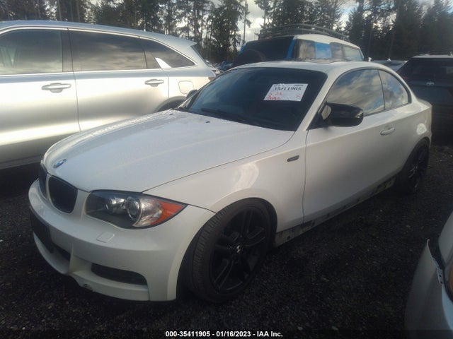 BMW 1 Series 135i 2011 WBAUC9C59BVM09511 Image 2