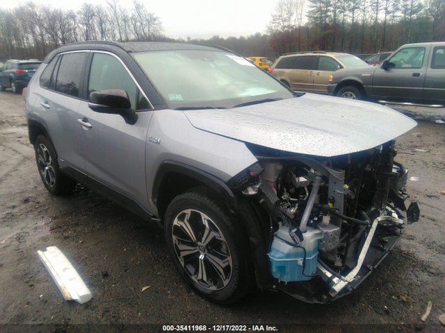 2021 Toyota RAV4, VIN: JTMFB3FV9MD015278