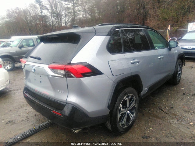 2021 Toyota RAV4, VIN: JTMFB3FV9MD015278