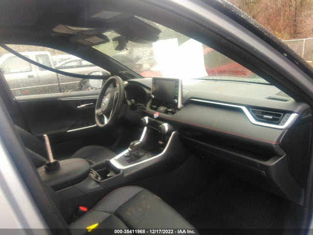 2021 Toyota RAV4, VIN: JTMFB3FV9MD015278