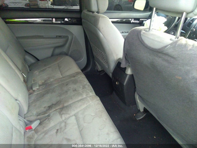 2013 KIA SORENTO LX VIN: 5XYKT4A62DG424158