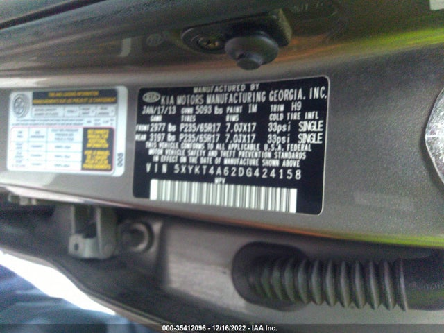 2013 KIA SORENTO LX VIN: 5XYKT4A62DG424158