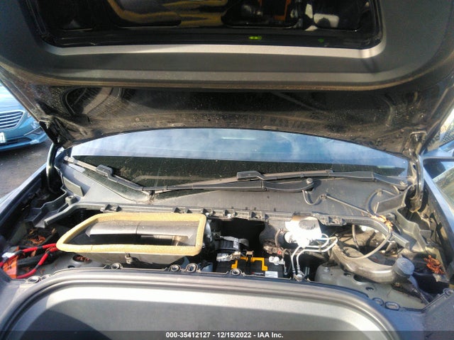 5YJYGDEE9MF060232 Tesla Model Y Long Range