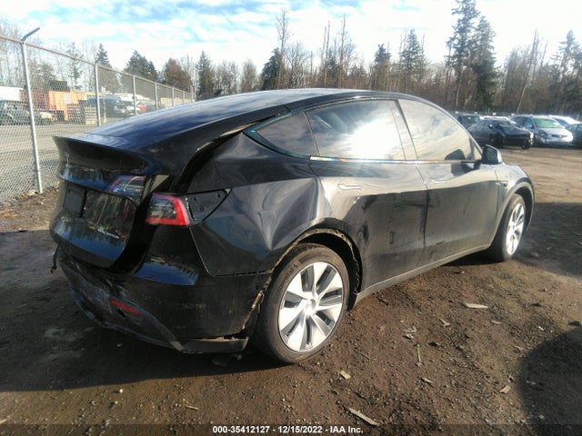 5YJYGDEE9MF060232 Tesla Model Y Long Range