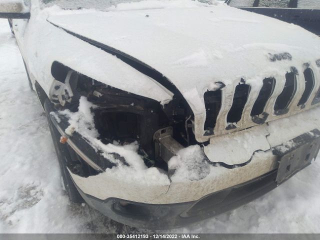 1C4PJMCS4GW154931 Jeep Cherokee Altitude