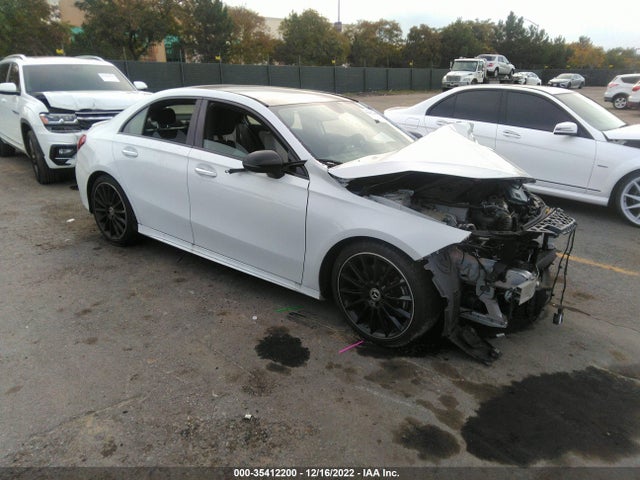 2020 Mercedes-Benz A-Class, VIN: WDD3G4EB2LW037438