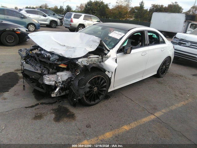 2020 Mercedes-Benz A-Class, VIN: WDD3G4EB2LW037438