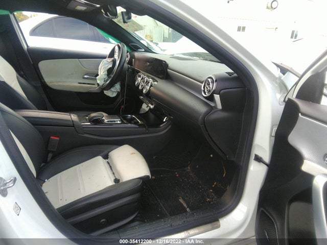 2020 Mercedes-Benz A-Class, VIN: WDD3G4EB2LW037438