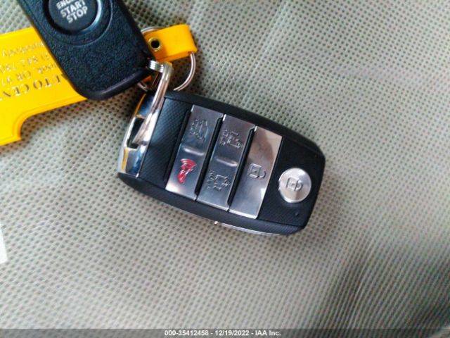 KNDME5C17F6040862 KIA Sedona Sx-l