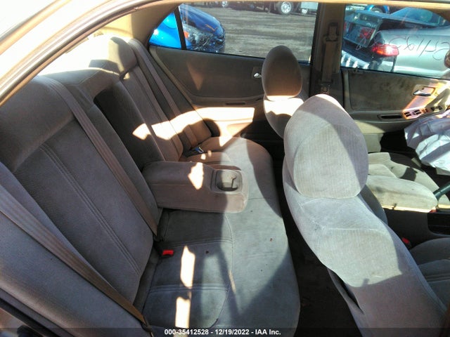 2000 HONDA ACCORD SDN LX VIN: 1HGCG5641YA031572