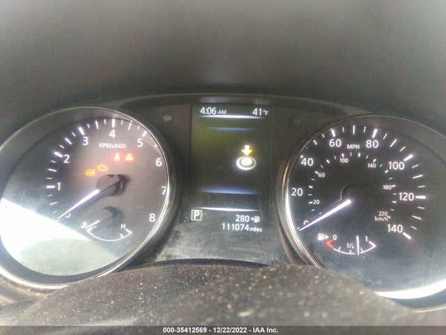 2017 NISSAN ROGUE SV VIN: JN8AT2MV7HW256131