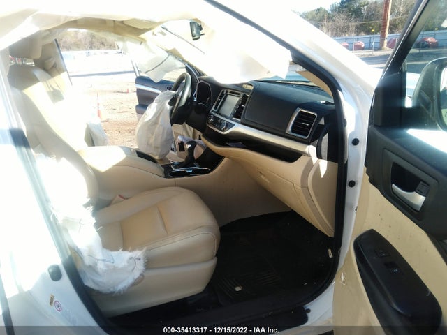 2016 TOYOTA HIGHLANDER XLE VIN: 5TDKKRFH8GS137697