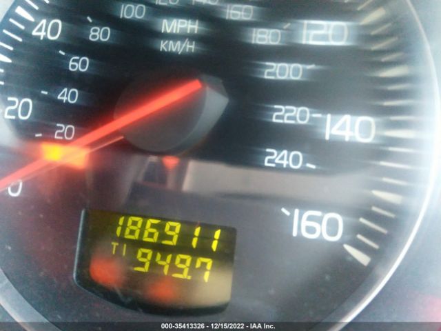 YV1SW592772617199 Volvo V70