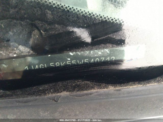 1J4GL58K55W540712 Jeep Liberty Limited