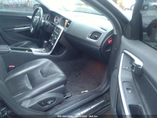 Volvo S60 T5 2012 YV1622FS4C2027150 Image 5