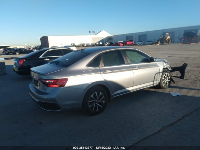2022 Volkswagen Jetta, VIN: 3VWCM7BU2NM005731