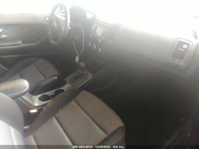 2016 KIA FORTE EX VIN: KNAFX4A82G5489707