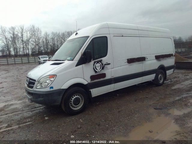 2010 MERCEDES-BENZ SPRINTER CARGO VANS VIN: WD3PE8CC7A5493467