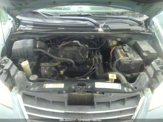 2A8HR44E99R606947 Chrysler Town & Country