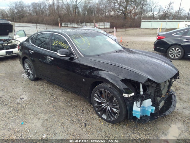 2016 Infiniti Q70, VIN: JN1BY1AR7GM270210