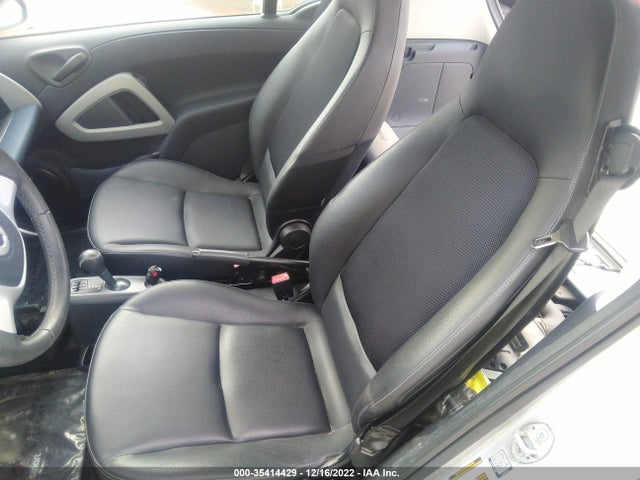 2015 SMART FORTWO PASSION/PURE VIN: WMEEJ3BA9FK813037