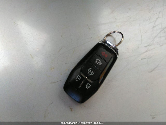 2014 Lincoln MKZ, VIN: 3LN6L2G97ER801724