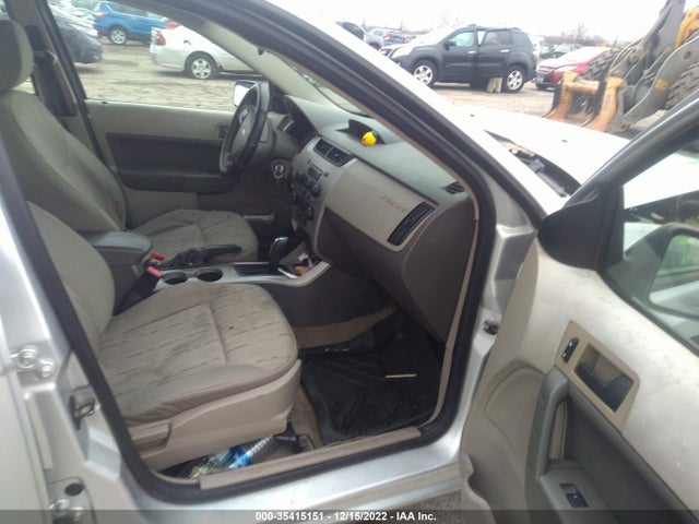 2011 FORD FOCUS SE VIN: 1FAHP3FN6BW121074