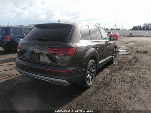 Audi Q7 Prestige 2017 WA1VAAF78HD055744 Image 4