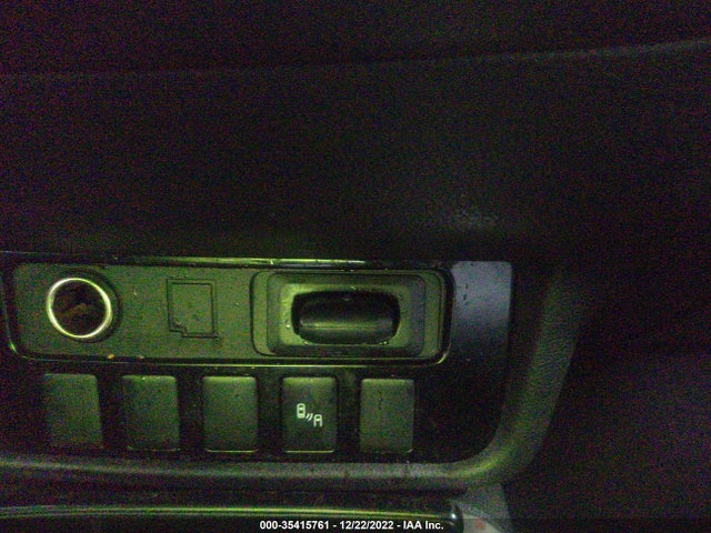 JA4AD3A37JZ059038 Mitsubishi Outlander