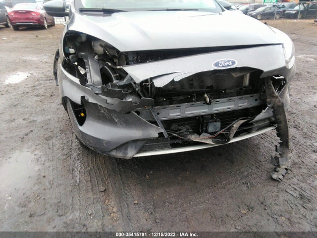 2022 Ford Escape, VIN: 1FMCU9H60NUA31954