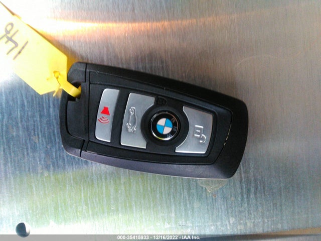 BMW 5 Series 550i 2013 WBAFR9C55DDX80875 Image 3