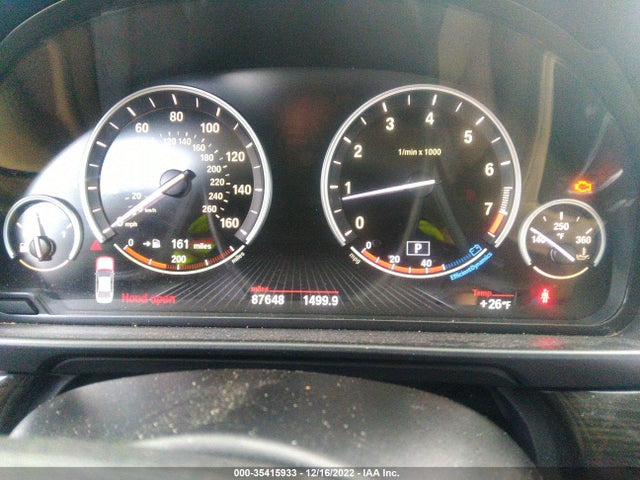 BMW 5 Series 550i 2013 WBAFR9C55DDX80875 Image 8