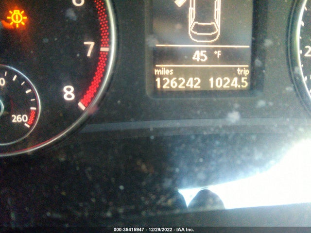 Volkswagen Passat 2012 1VWBH7A36CC065986 Image 8