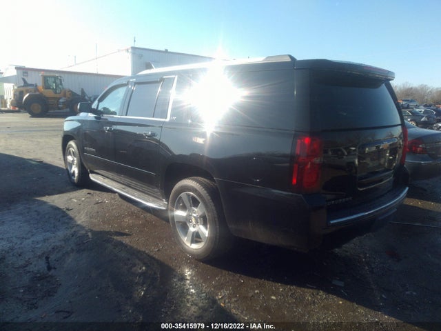 2016 Chevrolet Suburban, VIN: 1GNSKJKC5GR219355