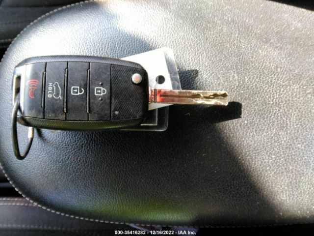 KNDJP3A54H7465220 KIA SOUL +