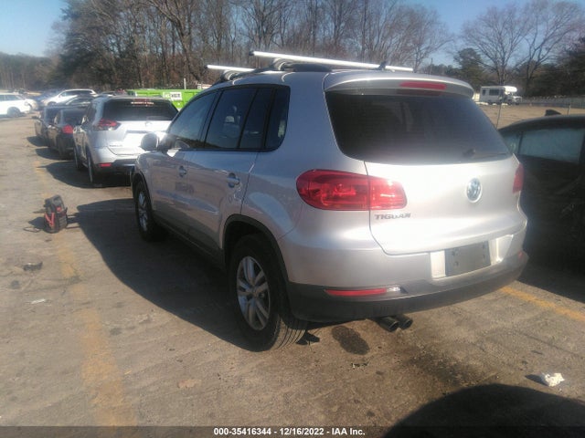 2017 VOLKSWAGEN TIGUAN VIN: WVGAV7AX0HK030671